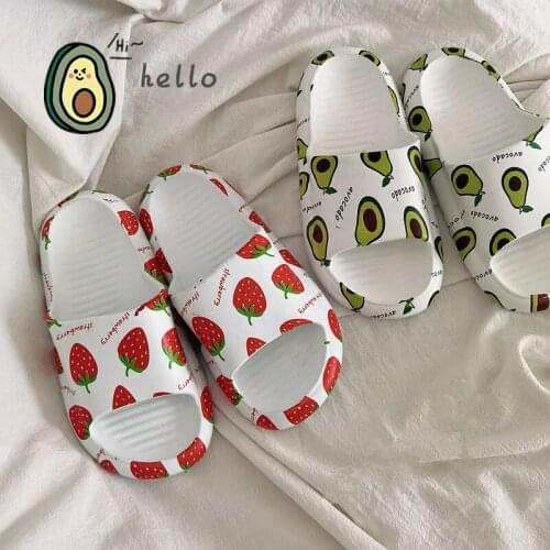 2021 Avocado Slippers for Women Girls Summer Slippers Anti-slip Cute Strawberry Flat Heel Home Shoes Cartoon 36-41 Eva Adorable