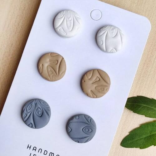 1.50 cm Leaf Mark Round Shape Polymer Clay Stud Earrings 2021 New Arrival Women Essential Post Earrings Unique Designer Jewelry