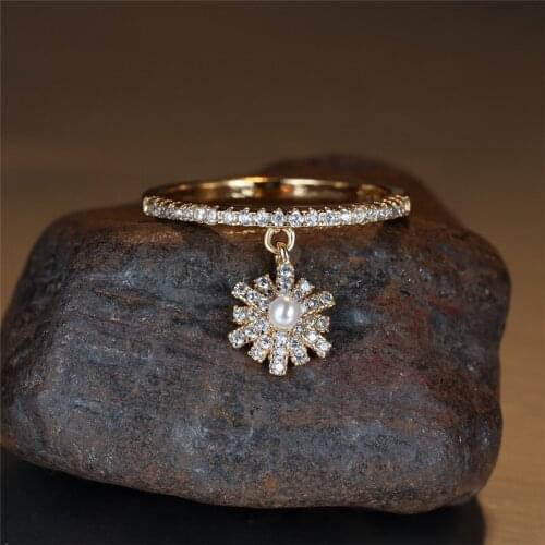Antique Gold Silver Color Wedding Ring Luxury Crystal Small Round Stone Ring White Pearl Snowflake Pendant Rings For Women Party