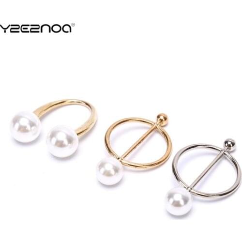 Fashion Pearl Fixed Strap Charm Safety Pin Brooch Sweater Cardigan Clip Women Shawl Scarf Clip Jewelry Accessories