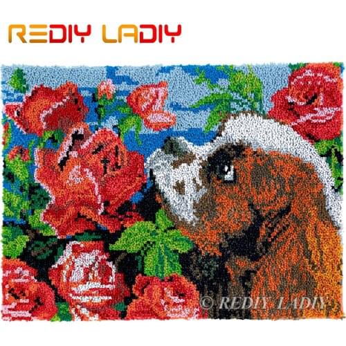 Latch Hook Rug Dog with Flower Plush Tapestry Kits DIY Carpet Rug Chunky Yarn Arts & Crafts Crochet Floor Mat Home Decor 81*61cm