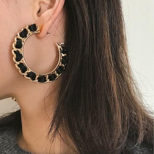 8Seasons Fashion Stud Earrings Colorful Black&White Ethnic Style Geometric Semicircular Winding Twisted Chain Earrings,1 Pair