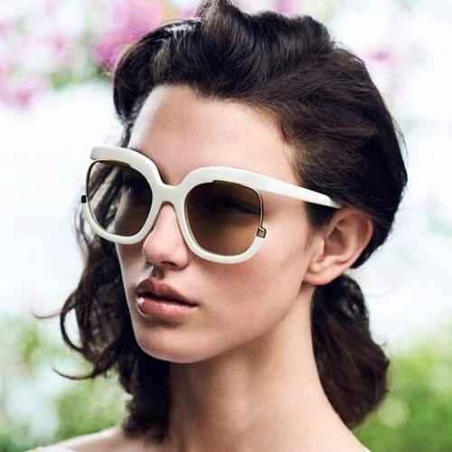 Ladies Hollow Frame Square Sunglasses Women Brand Designer Cat Eye Sunglasses Women Gradient Fashion Sun glasses Men UV400