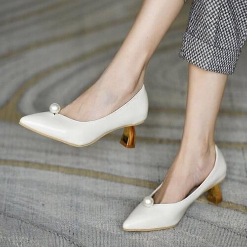 Spring Autumn Woman Pearl Pump Strange Style High Heels Gold Cat Heel Boat Shoes Pointed Toe Ladies Shoes zapatos mujer 8692G
