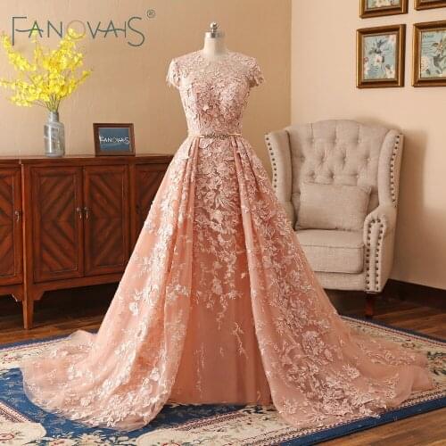 Lace Wedding Dresses 2019 Long Train Bridal Gowns Vestido de Novia Short Sleeves Wedding Dress With Golden Belt robe mariee