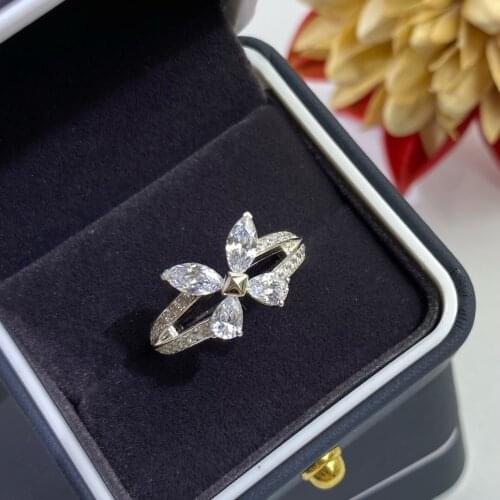 Luxury 100% 925 Sterling Silver Rings Created Moissanite Gemstone Creative Engagement Butterfly Ring For Women Fine Jewelry