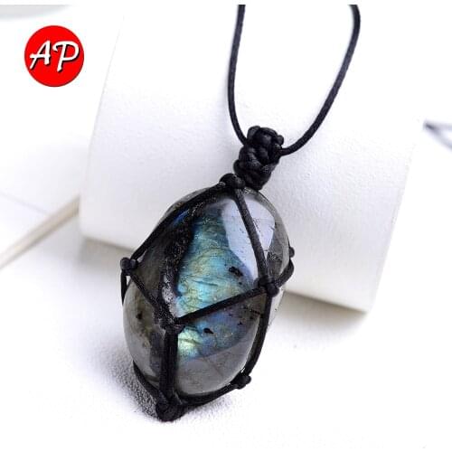 Fashion Crystal Gem Healing quartz Elongated Stone Net bag Pendant Moonstone Necklace Crystal Gem Specimen