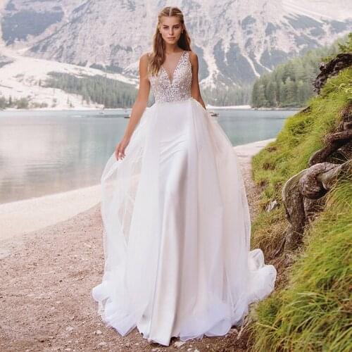 Eightale Boho Wedding Dresses V-Neck Appliques Beaded Mermaid Wedding Gown with Detachable Train Vintage Sexy Bride Dresses