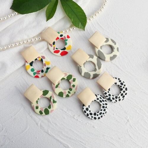 Lifefontier Handmade Graffiti Polymer Clay Drop Earrings for Women Jewelry Geometric Square Wooden Hollow Round Clay Earrings