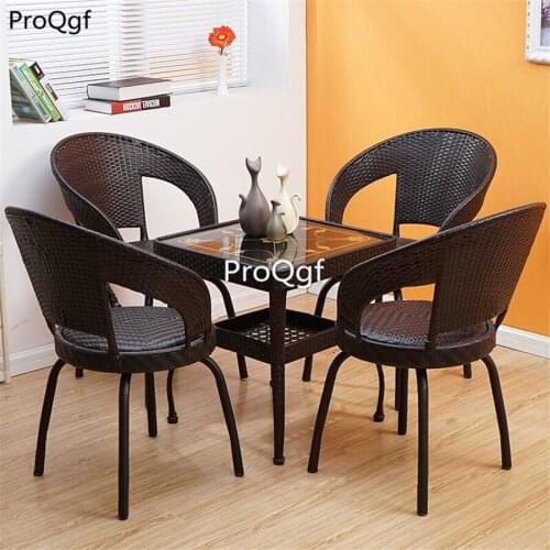 Ngryise minshuku 1 rattan table and 4 rattan chair