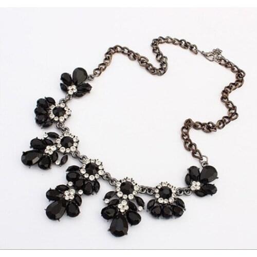 The new fashion fluorescent color ultra fine crystal metallic joker summer necklace accessaries Gold Chain Necklace Wholesale