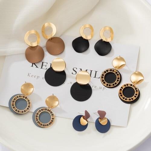 Trendy Black Round Metal Earring For Women Acrylic Shiny Smooth Drop Earrings 2021 Fashion Statement Jewelry Gift