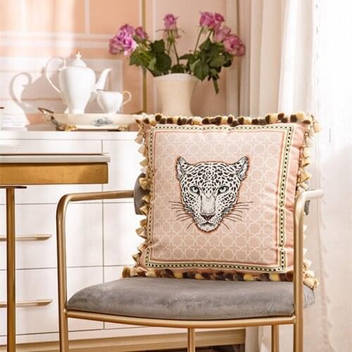 Decorative Throw Pillow Cushion Covers for Couch Leopards Animal On Chic Animals Wildlife with Pink Textures Velve Sofa Pillows