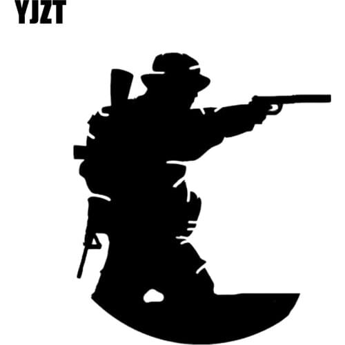 YJZT 13.1*14.8CM Interesting Hunter Gun Weapon Graphic Car Sticker Black Silver Bumper Window Accessories Vinyl C12-0301