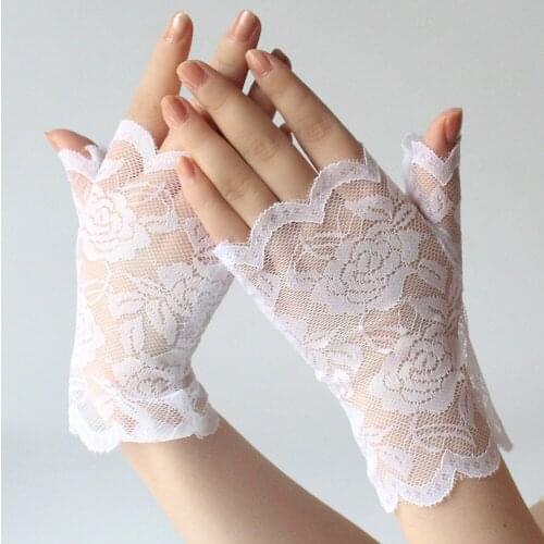 BKLD Newest Womens Lace Fingerless Gloves Perspective Breathable Hollow Out Fashion Sun Protection Ladies Gloves 2020 Summer