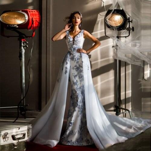 2018 Dusty Blue Formal Party Dresses Organza Detachable Train Mermaid Evening Gowns with Lace Appliques Charming Long Prom Wear