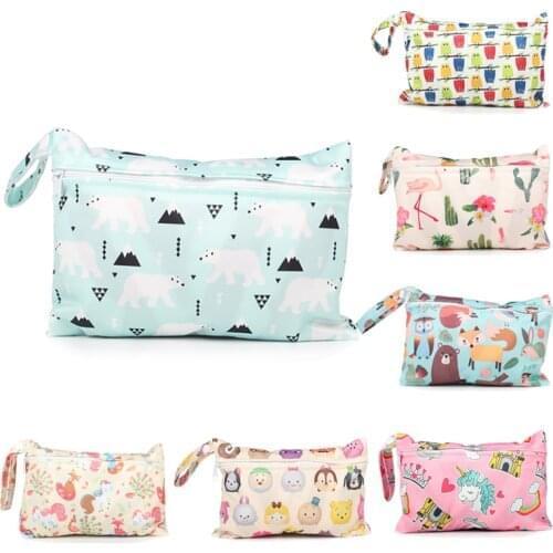 Waterproof Wet Dry Nappy Zipper Handbag Printed Baby Diaper Bag Stroller Carry Pack Travel Outdoor Wet Diaper Storage Bag Pocket