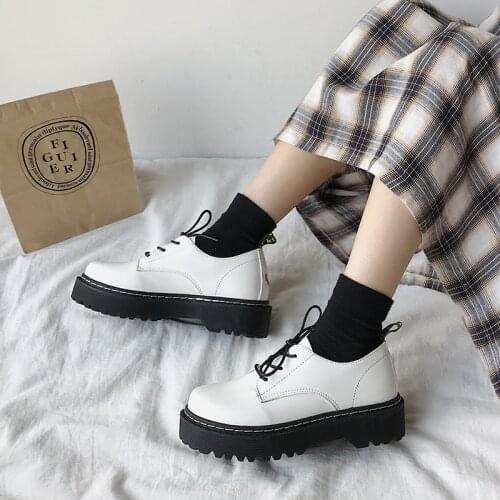 Clogs Platform All-Match 2019 Women Shoes Modis Round Toe British Style Casual Female Sneakers Autumn Creepers Dress Cute New