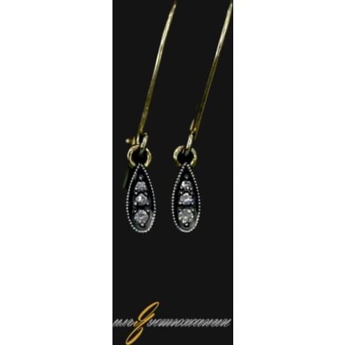 Ustuzhanine Women's Gold Earrings