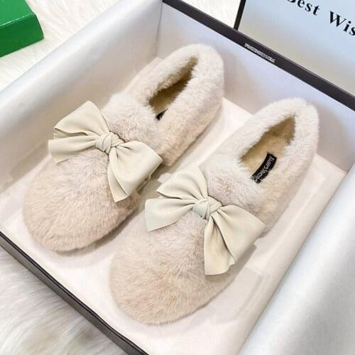 Lizeruee Pumps