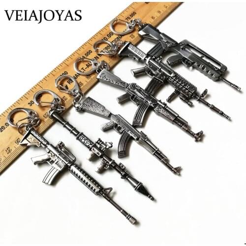 22 Styles Classic Game Cross Fire AK47 Submachine SR3M Gun Weapon Metal Keyrings Desert Eagle Model Pendant Keychain Charm Gifts