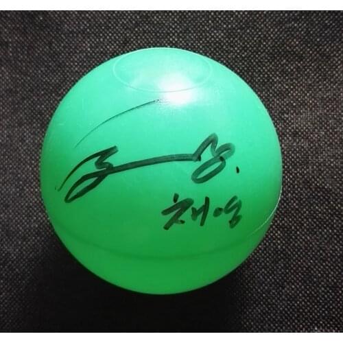 Hand signed TWICE Son Chae Young autographed concert ball K-POP 122018
