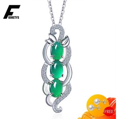 Retro 925 Silver Jewelry Necklace with Emerald Zircon Gemstone Pendant Accessory for Women Mother Wedding Engagement Party Gift