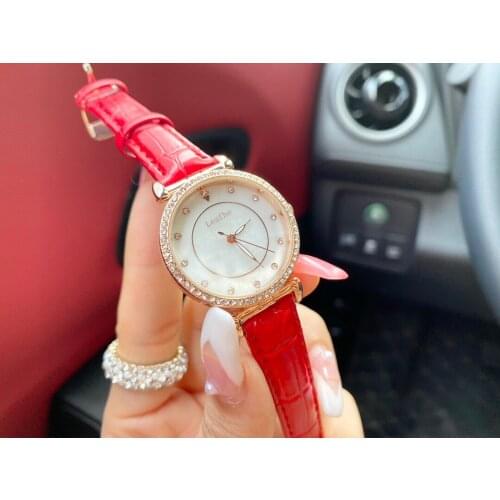 Luxury Diamond Quartz Watch Stainless Steel Material Leather Strap Sapphire Mirror Dial Diameter 32mm Womens Watches Gift