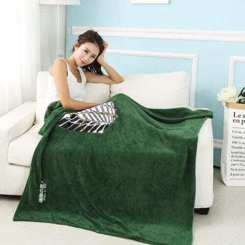 Fast delivery Attack on Titan Blanket Cloak Shingeki No Kyojin Survey Corps Cloak Cape Flannel Cosplay Hoodie bath accessories
