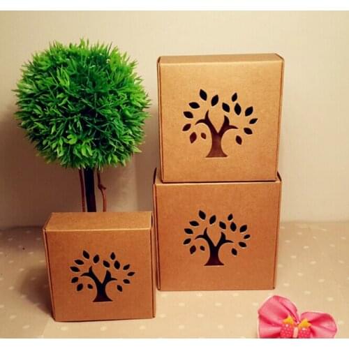 Size:7.5*7.5*3cm,Kraft cardboard candy chocolate box , cheap kraft craft box with tree window , kraft gift box packing