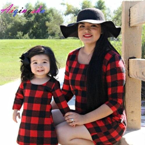 Family Matching Plaid Clothes Mother Daughter Dresses Mom and Girls Dress Outfits 2018 Spring Red Evening Dress Family Clothing
