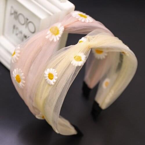 Korean Retro Embroidery Daisy Lace Cross Headbands For Women Sweet Hair Bands Hair Hoop Fashion Hair Accessories