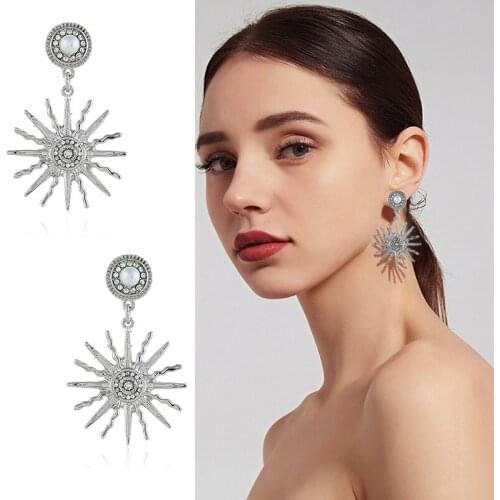 2019 Fashion white Color Dangle Earrings Sun flower Rhinestone Drop Earrings For Women Birthday Gift Ear Jewelry
