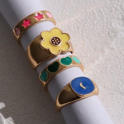 4Pcs Simple Flower Heart Star Rings For Women Creative Design Cute Multi Beaded Round Finger Rings 2021 Sweet Jewelry Gift