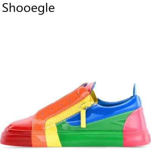 Outdoor Rainbow Retro Color Men Casual Shoes Colorful Patent Leather Flats Thick Bottom Zippers Zapatillas Hombre Shoes
