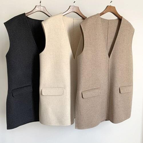 Autumn and Winter Women Woolen Vest Sweater Lady Deep V Side Split Sleeveless Jumpers with Pockets Female Fashion Pullover Top