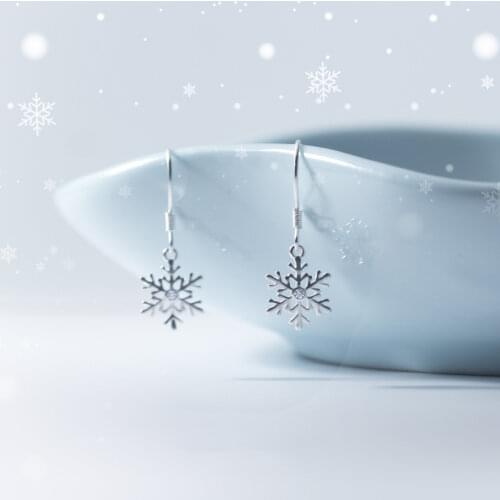 Dangle Earrings LAVIFAM China