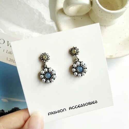 Clip on Earrings No Pierced Ears Vintage Baroque Imitation Pearls Flowers Clip Earrings Without Piercing For Women Lady