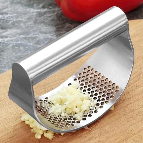 Garlic Press Kitchen Accessories Fruit Crusher For kitchen Tool stainless steel Slicer Chopper Handle Porous Surface Easy Use