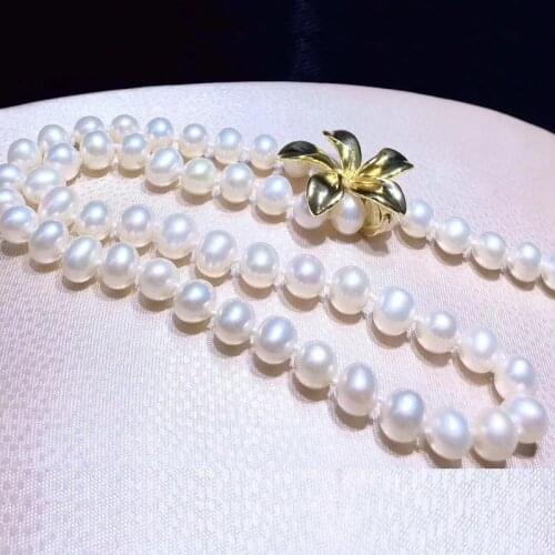 Golden flower buckle natural pearl necklace choker adjustable necklace for womens holiday jewelry gift