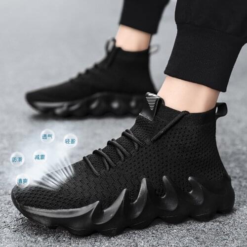 2021 New Ultralight Comfortable Casual Shoes Outdoor Walking Men Shoes Sock Mouth Sneakers Soft Summer Walking Man Shoes Feature