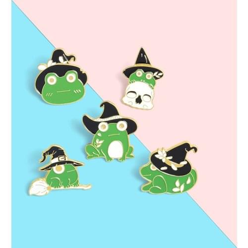 Cartoon Animal Wizard Brooches Funny Witch Frogs Enamel Pins Bag Shirt Lapel Button Badge Gothic Jewelry Gift for Friends Kids