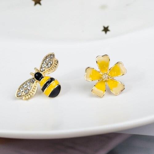 New bee and flower asymmetric earrings exquisite cute for Girls Birthday Gift Prevent Allergy quality Candy Color Tiny Ear Studs