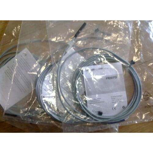 NEW german SME-8M-DS-24V-K-2,5-OE 543862 SENSOR, GERMANY ORIGINAL