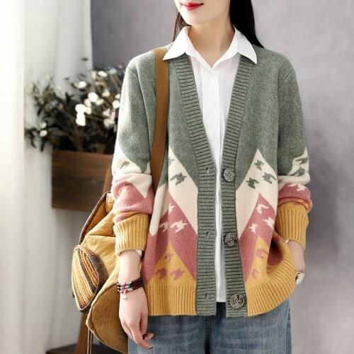 Retro literature and art spring and autumn new womens cardigan sweater coat womens color matching loose outfit