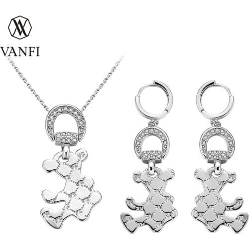 New Bear Necklace Earrings White Colour Festival Gift