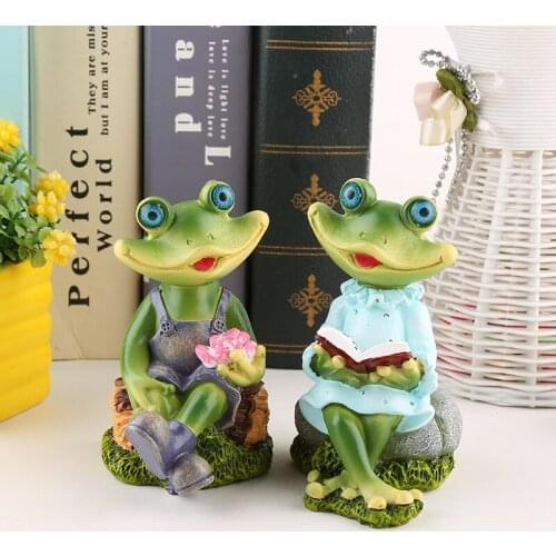 Russian gifts lovers reading books frog ornaments bedroom home decoration wholesale