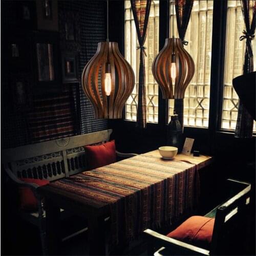 Southeast Asia Wood Lantern Pendant Lights Bedroom Living Room Lighting Teahouse Japanese Retro Table Hanging Lights Deco Lamps