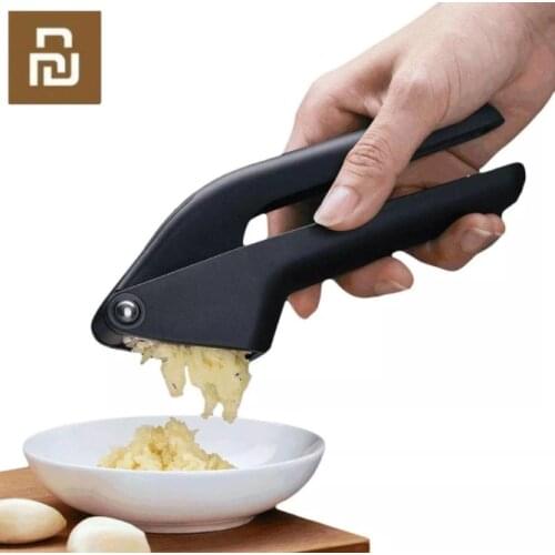 Xiaomi HUOHOU Multi-function Manual Garlic Presser Curved Garlic Grinding Slicer Chopper Stainless Steel Garlic Crusher Cooking