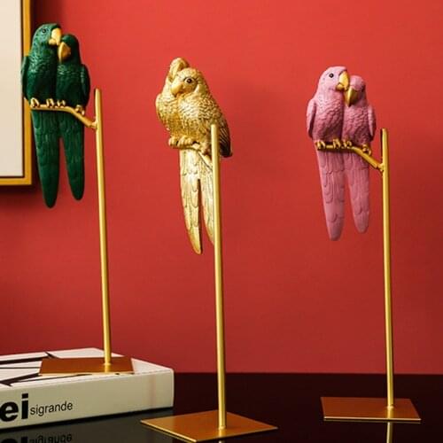 Nordic Creative Resin Simulated Animal Parrot Bird Crafts Ornaments Gold Modern Home Desktop Decoration